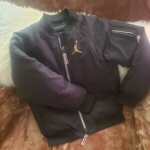 AIR JORDAN FLIGHT BOMBER